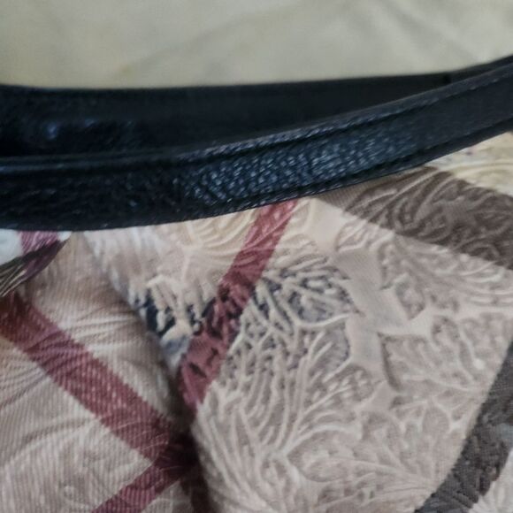 Burberry Authentic Nova‎ Check Patent Leather Plaid Shoulder Bag - Picture 8 of 14